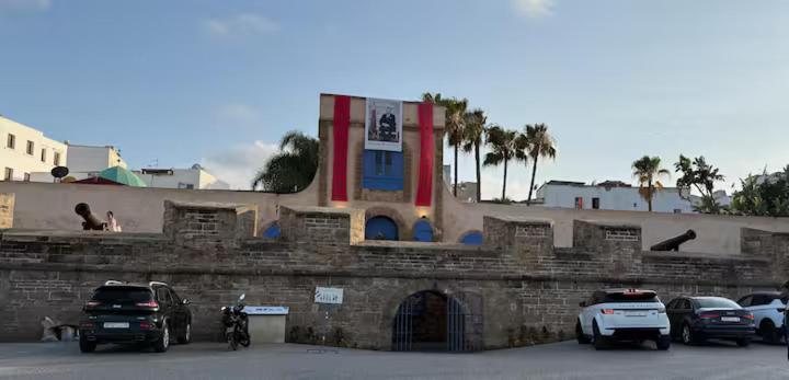 Apartment Charmante Maison Traditionnelle Au Coeur De La Medina, 5 Min De Casa Port Casablanca